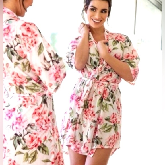 Show Me Your Mumu Floral Wrap Kimono Robe with Belt Women’s One Size Fits Most - Picture 1 of 10